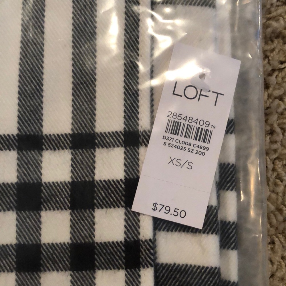 NWT!! LOFT Plaid Poncho Wrap - Picture 3 of 3